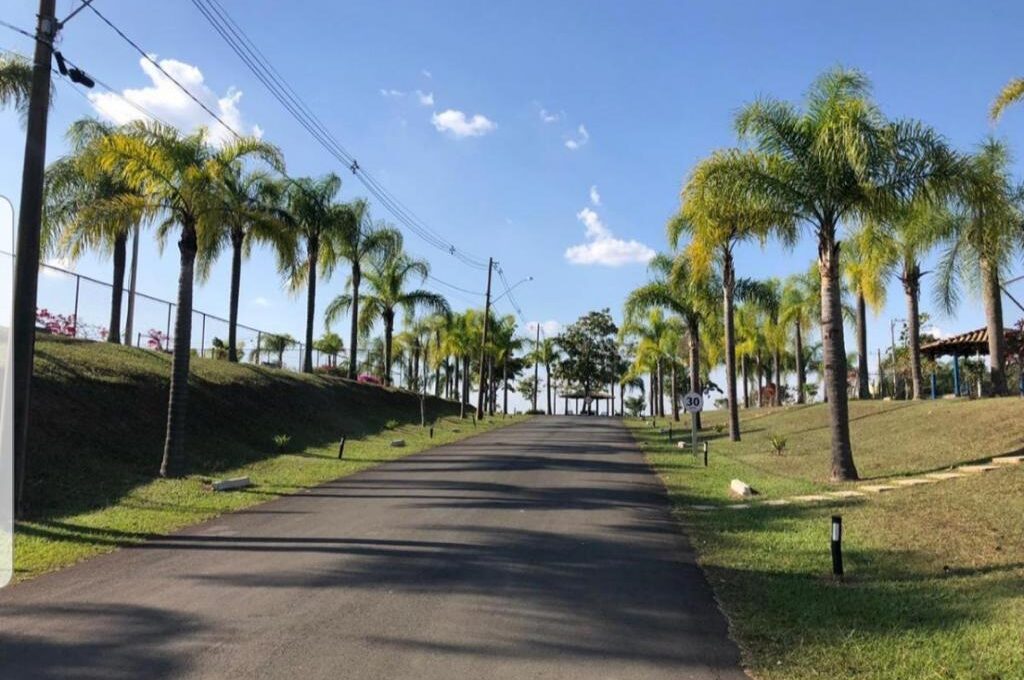 29a55073-6686-44e4-acaf-4031f1d28034