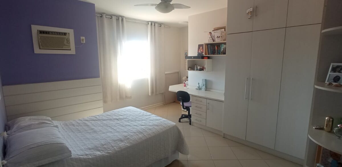 ead79b5f-b390-48ec-8e7f-7a0ca6cce929